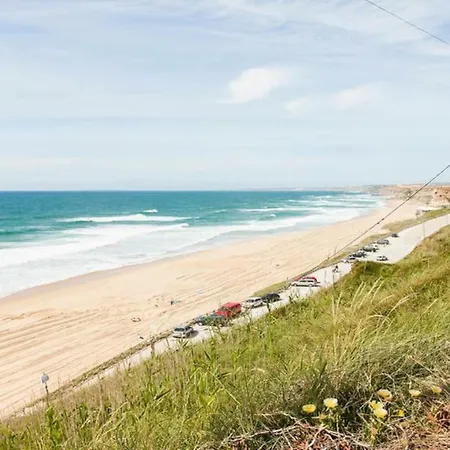 Beachfront Surf With Pool Villa A dos Cunhados