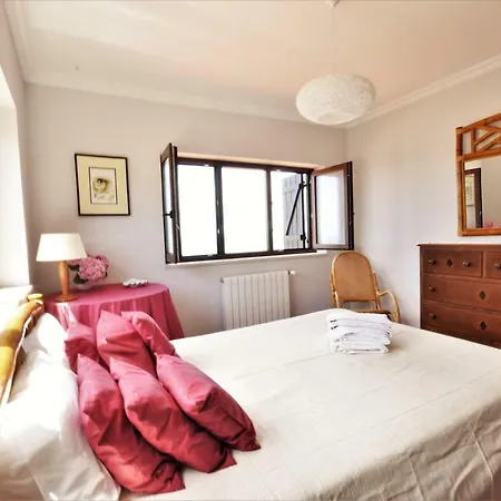 Beachfront Surf With Pool Villa *