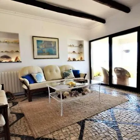 Villa Beachfront Surf With Pool
